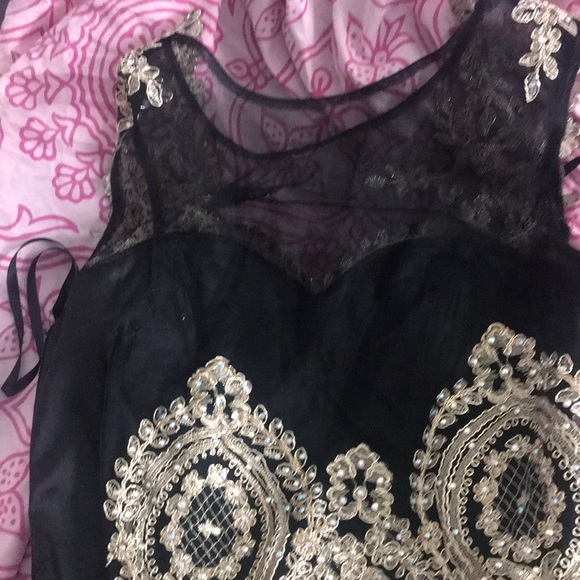 Prom/Homecoming dress/Sweet 16 - Picture 4 of 5